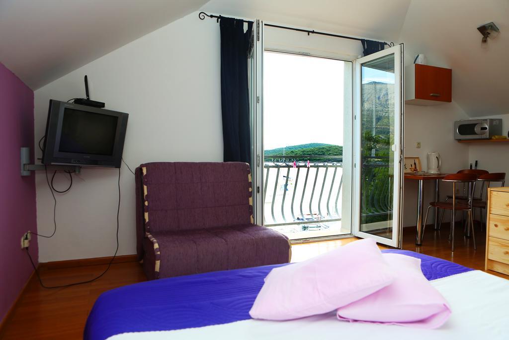 Apartments And Rooms Denoble 科尔丘拉 外观 照片
