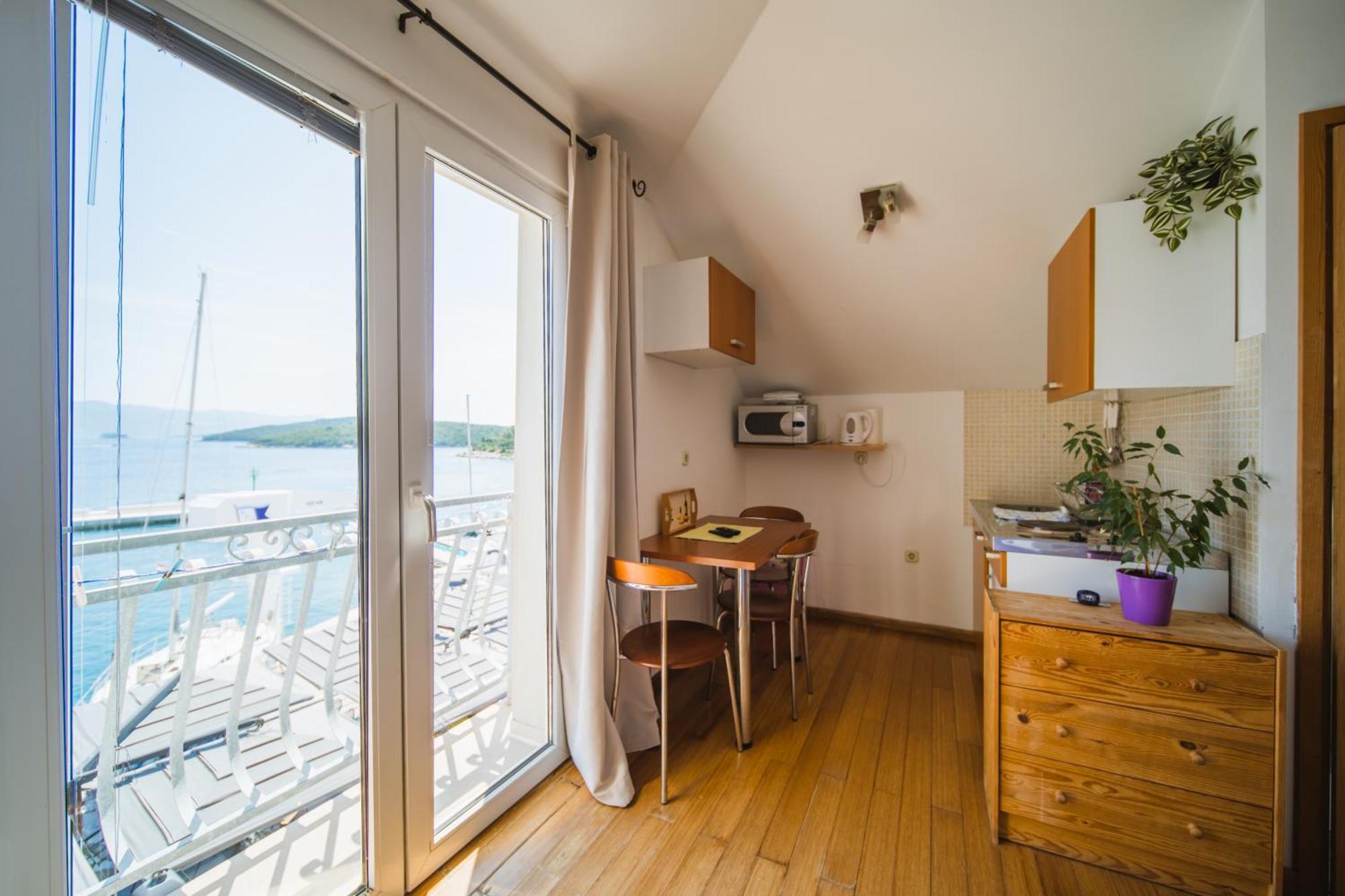 Apartments And Rooms Denoble 科尔丘拉 外观 照片