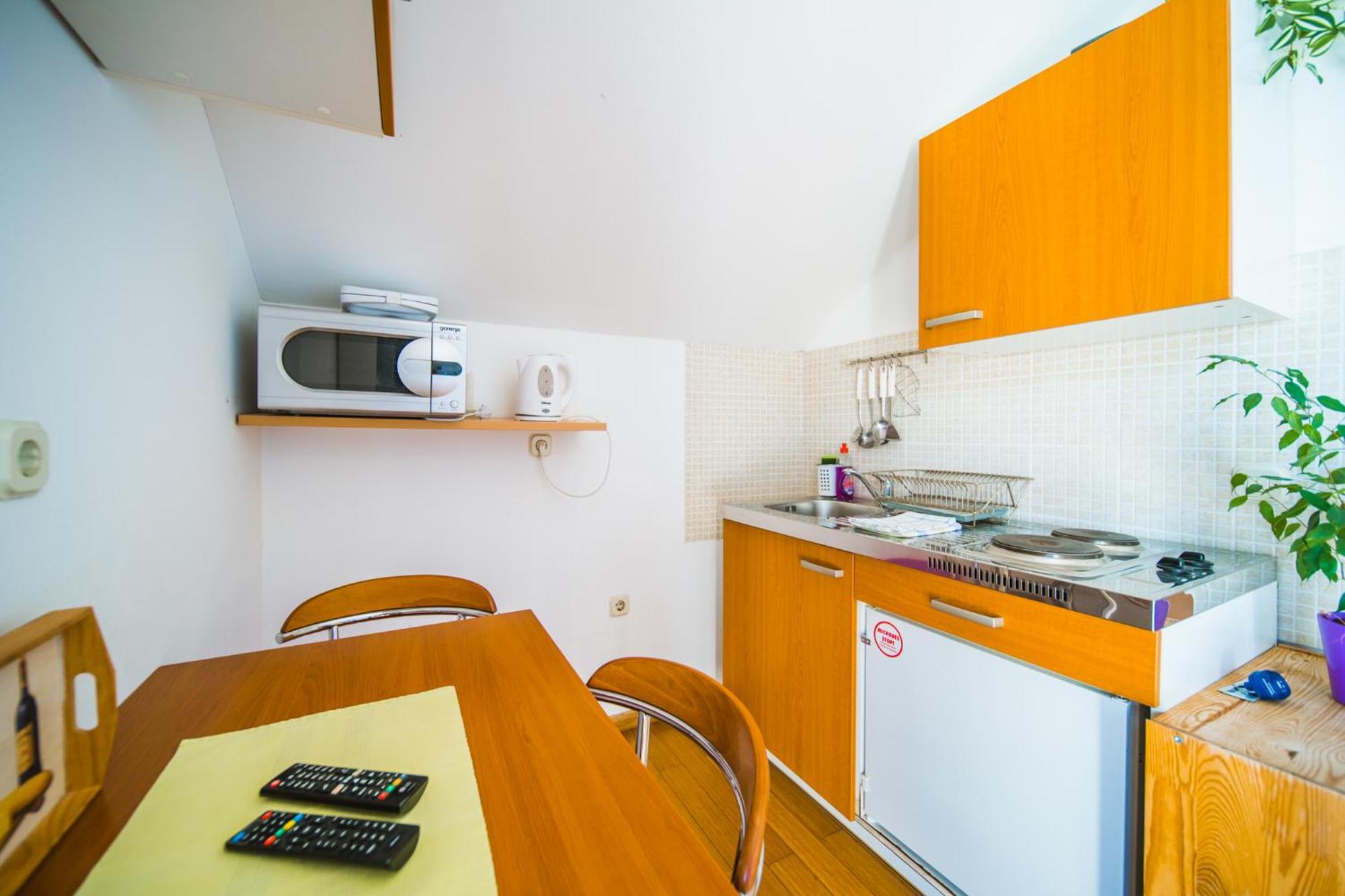 Apartments And Rooms Denoble 科尔丘拉 外观 照片